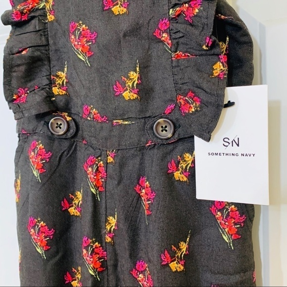 Something Navy || NWT Nordstrom Black Floral Jumper 9 months - Picture 4 of 7